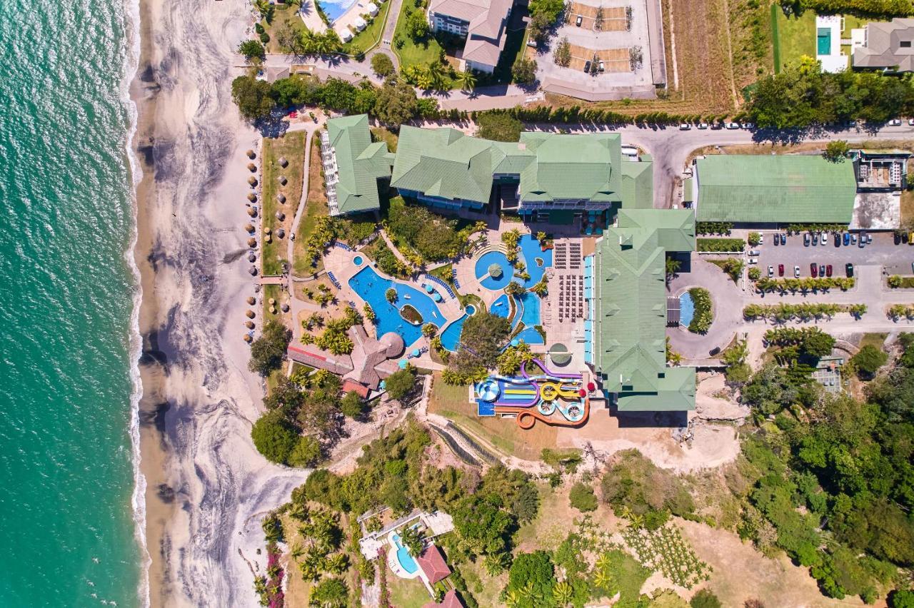 Hotel Gran Evenia Bijao Santa Clara  Exteriér fotografie Aerial view of the hotel